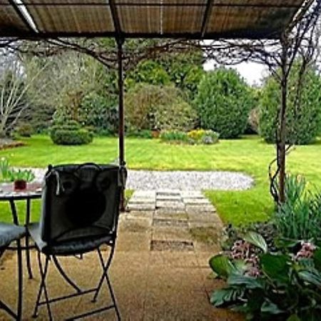 Chambre D'Hote - Ilse'S Garden Chair La Porcherie Екстер'єр фото